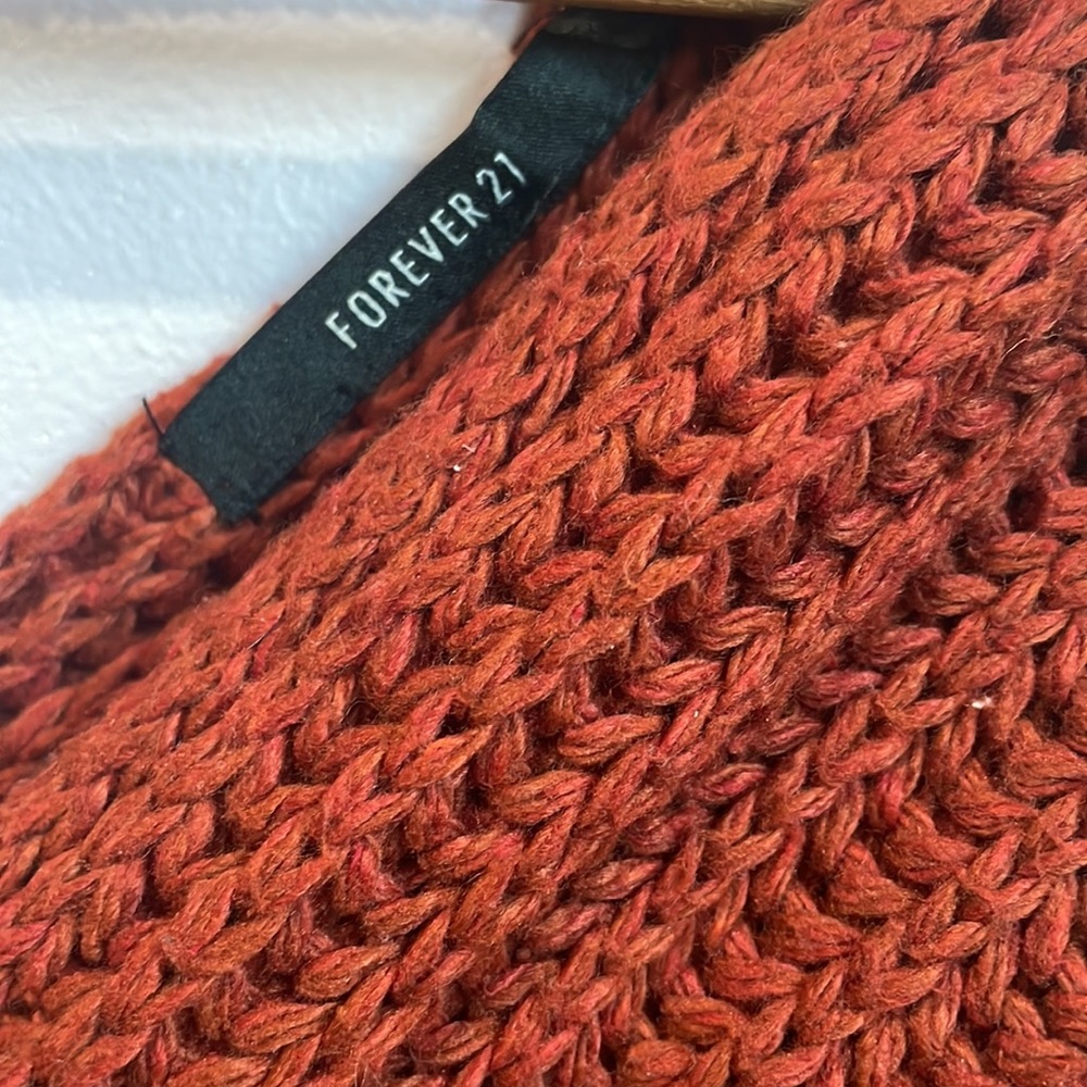 Forever 21 - size small burnt orange knit sweater - Picture 3 of 3